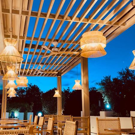 טסיליבי Zante Pantheon Hotel מראה חיצוני תמונה