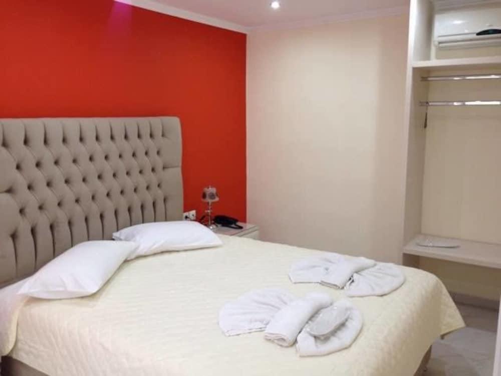 טסיליבי Zante Pantheon Hotel מראה חיצוני תמונה